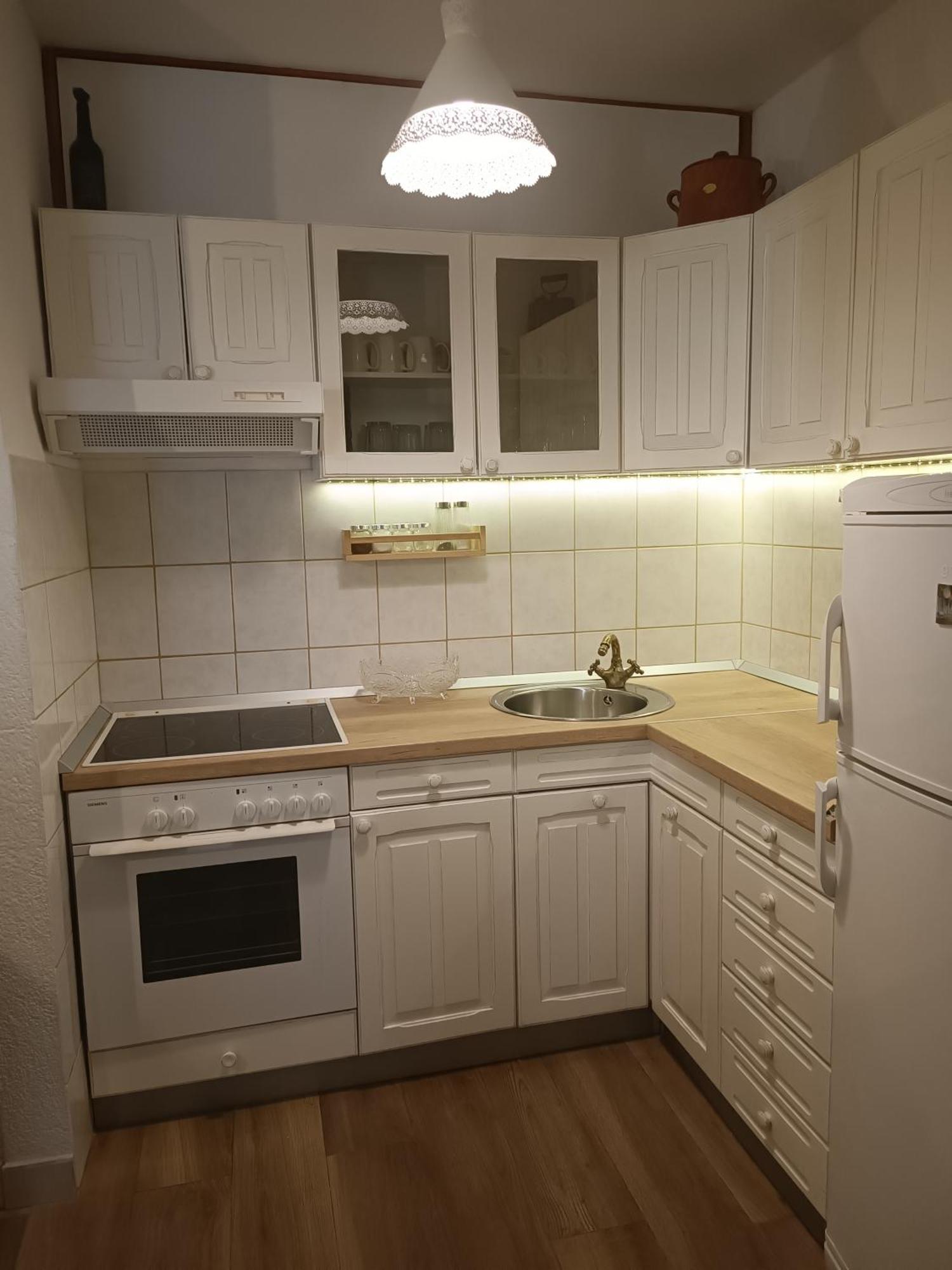 Apartment Golden Sunrise - 4 Ul.Petra Svacica11 บาชกาโวดา ภายนอก รูปภาพ