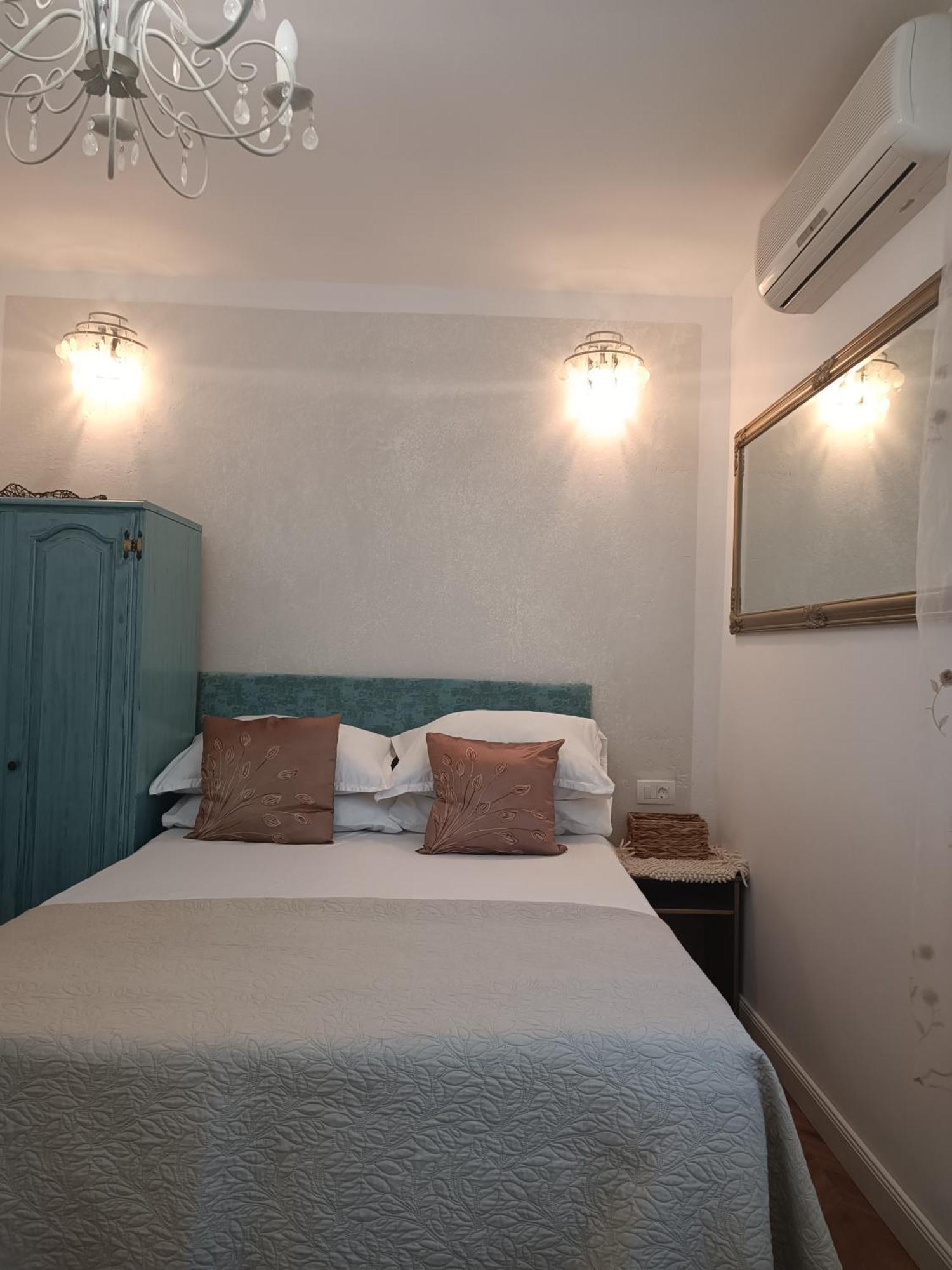Apartment Golden Sunrise - 4 Ul.Petra Svacica11 บาชกาโวดา ภายนอก รูปภาพ