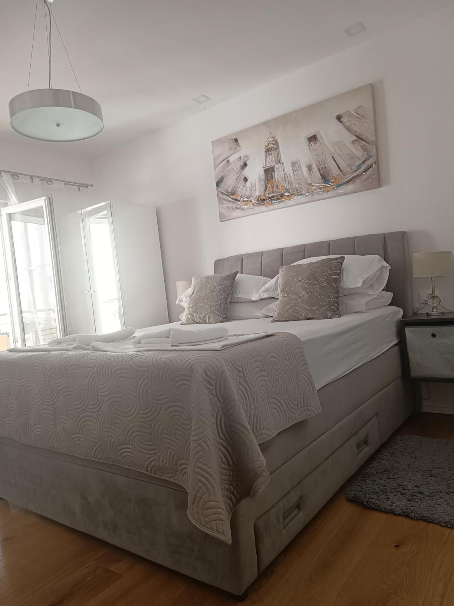Apartment Golden Sunrise - 4 Ul.Petra Svacica11 บาชกาโวดา ภายนอก รูปภาพ